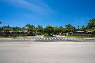 3050 Pirates Retreat Ct, Kissimmee, FL 34747 - Photo 3
