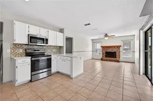 10708 Fallow Trl, Orlando, FL 32817 - Photo 9