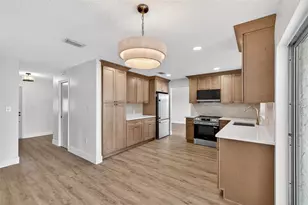 180 Florida Blvd, Merritt Island, FL 32953 - Photo 5
