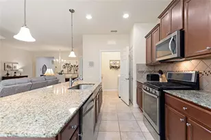 125 Valencia Ln, Davenport, FL 33837 - Photo 19
