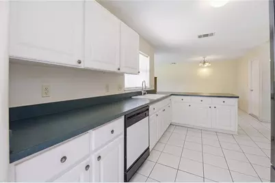2879 Cypressview Court, Kissimmee, FL 34746 - Photo 9