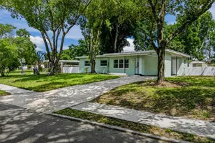 1435 Eden Dr, Apopka, FL 32703 - Photo 1