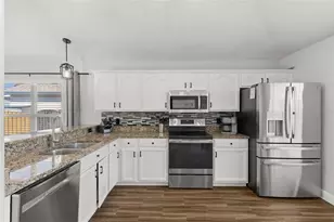 4900 Sausalito Ln, Kissimmee, FL 34746 - Photo 7