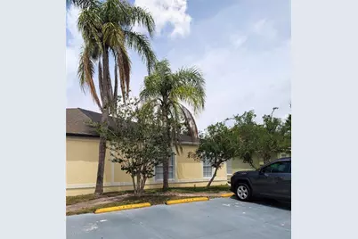 1074 Universal Rest Place, Kissimmee, FL 34744 - Photo 5