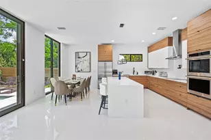 2441 Webber St, Sarasota, FL 34239 - Photo 19