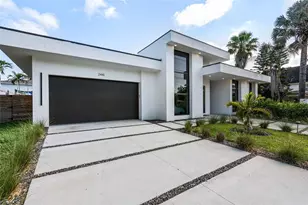 2441 Webber St, Sarasota, FL 34239 - Photo 3