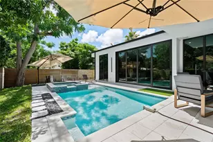 2441 Webber St, Sarasota, FL 34239 - Photo 5