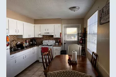2804 52nd Avenue Drive W, Bradenton, FL 34207 - Photo 3