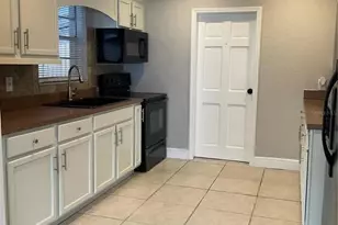 710 E Jackson St, Kissimmee, FL 34744 - Photo 15