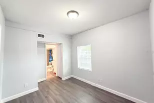 2882 Sanford Ave, Sanford, FL 32773 - Photo 9