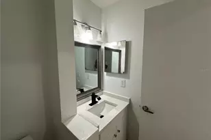 1000 Dolphin Dr, Winter Garden, FL 34787 - Photo 13