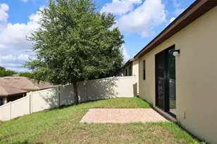 9175 Chandler Dr, Groveland, FL 34736 - Photo 17