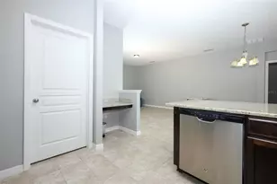 9175 Chandler Dr, Groveland, FL 34736 - Photo 7