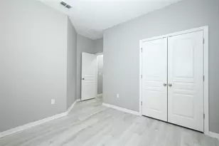 9175 Chandler Dr, Groveland, FL 34736 - Photo 15