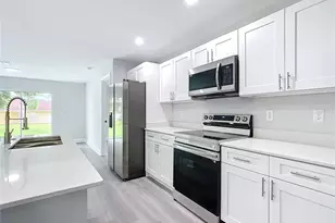 13609 SE 53rd Ave, Summerfield, FL 34491 - Photo 5