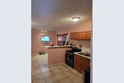 107 E Cypress Street, Kissimmee, FL 34744 - Photo 11