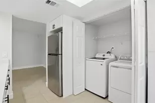 2416 Barley Club Ct, Orlando, FL 32837 - Photo 35