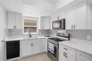 2416 Barley Club Ct, Orlando, FL 32837 - Photo 5