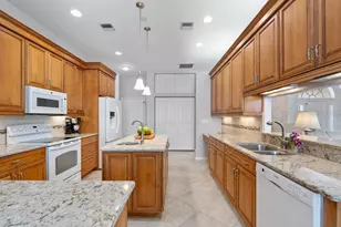 1543 Waterford Dr, Venice, FL 34292 - Photo 19