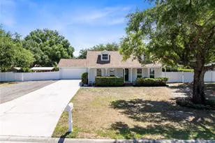4103 Bob White Ct, Saint Cloud, FL 34772 - Photo 1