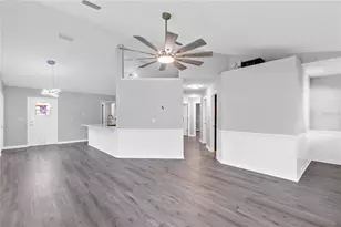 4103 Bob White Ct, Saint Cloud, FL 34772 - Photo 3