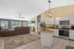 2940 Evans Dr, Kissimmee, FL 34758 - Photo 11