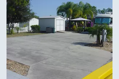 6177 Parkway E, Saint Cloud, FL 34771 - Photo 1