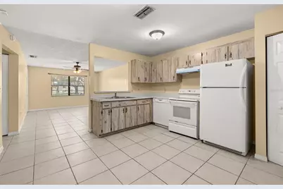352 Cocoa Court, Kissimmee, FL 34758 - Photo 5