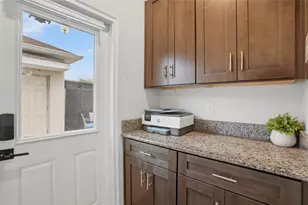 11007 Sycamore Woods Dr, Orlando, FL 32832 - Photo 19