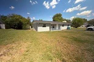 2096 W Atmore Cir, Deltona, FL 32725 - Photo 23