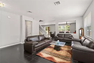 10048 Stratford Pointe Ave, Orlando, FL 32832 - Photo 5