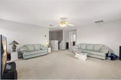 10048 Stratford Pointe Avenue, Orlando, FL 32832 - Photo 13