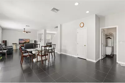 10048 Stratford Pointe Avenue, Orlando, FL 32832 - Photo 17