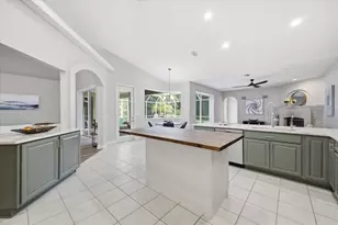 15107 3rd Dr E, Bradenton, FL 34212 - Photo 3