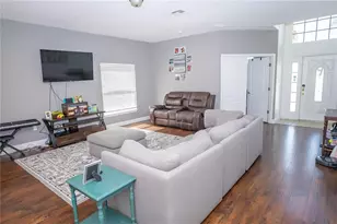 2268 Victoria Falls Dr, Orlando, FL 32824 - Photo 3