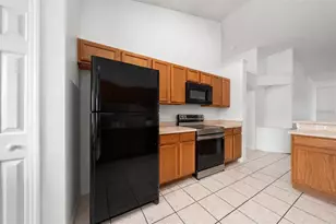 232 Lake Shore Pkwy, Davenport, FL 33896 - Photo 7