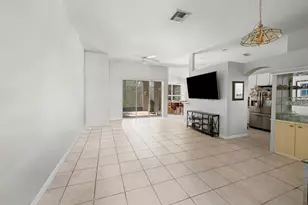 3181 Stonehurst Cir, Kissimmee, FL 34741 - Photo 7
