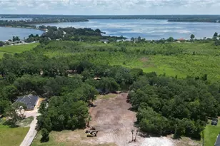 3654 Hidden River Ln, Tavares, FL 32778 - Photo 17