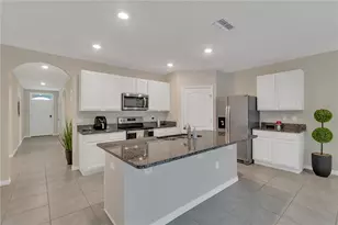 452 Noble Ave, Davenport, FL 33837 - Photo 5