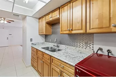 74 S Marbrisa Way, Kissimmee, FL 34743 - Photo 9