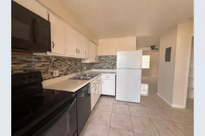 1665 W Oak Ridge Road #C, Orlando, FL 32809 - Photo 13