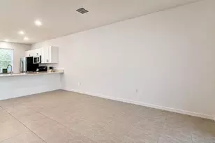 3244 Skyline Loop, Kissimmee, FL 34758 - Photo 5