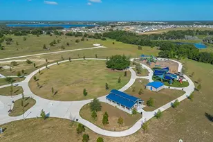 1033 Calico Pointe Cir, Groveland, FL 34736 - Photo 41