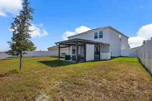 1033 Calico Pointe Cir, Groveland, FL 34736 - Photo 5