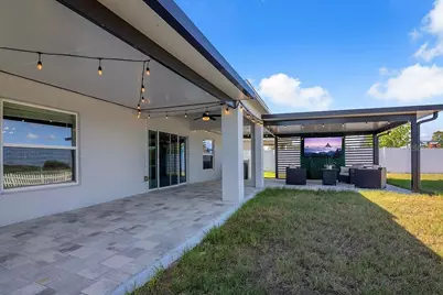1033 Calico Pointe Circle, Groveland, FL 34736 - Photo 35