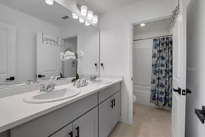 1033 Calico Pointe Circle, Groveland, FL 34736 - Photo 21