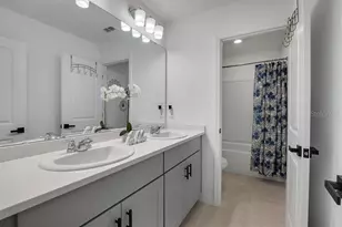 1033 Calico Pointe Cir, Groveland, FL 34736 - Photo 27