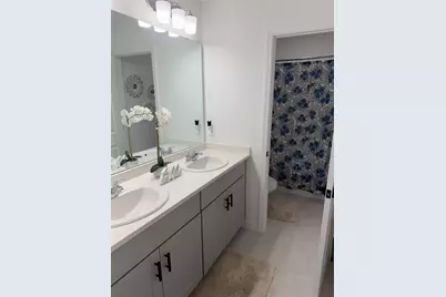 1033 Calico Pointe Circle, Groveland, FL 34736 - Photo 33