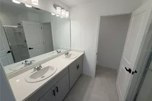 1033 Calico Pointe Cir, Groveland, FL 34736 - Photo 51