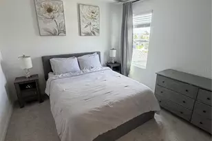 1033 Calico Pointe Cir, Groveland, FL 34736 - Photo 35